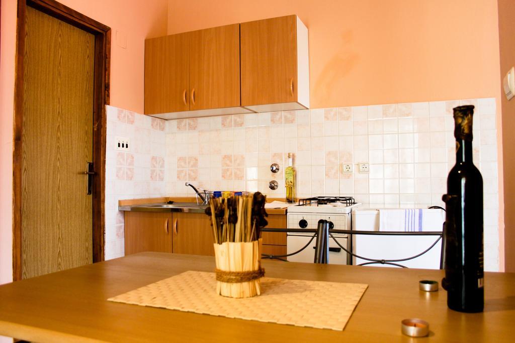 Apartments Niko Trogir Room photo
