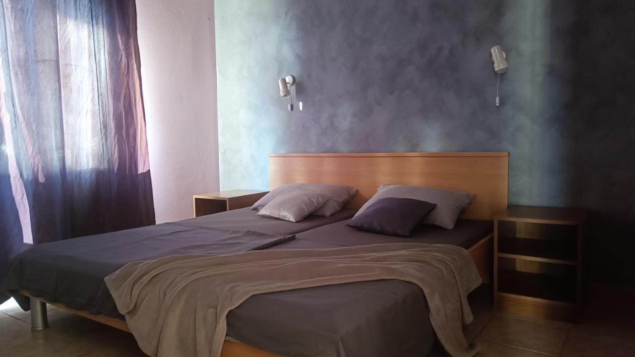 Apartments Niko Trogir Exterior photo